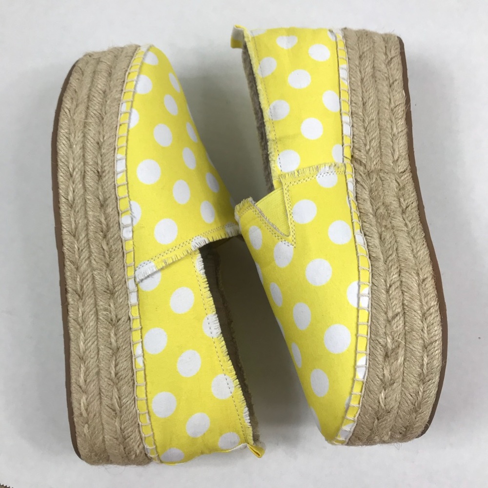 Betsy Johnson Flouncee Platform Espadrilles - Picture 6 of 8